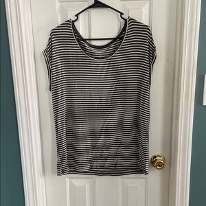 Gap Luxe Grey and White Striped Women's Top size M